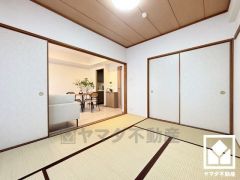 子どもの遊び場、お昼寝スペース、家族のくつろぎ空間にも。和室があると、暮らしの幅がぐんと広がる。