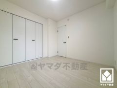 明るく開放的な洋室で、快適な生活を。