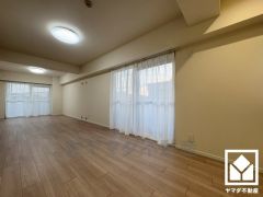 自然光を取り込む、開放感あふれる暮らし。隅々まで光が降り注ぎ、明るく心地の良い空間。