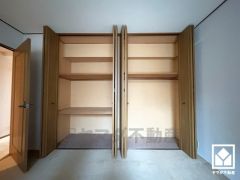 大きなクローゼットなので整理整頓しやすいです。