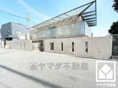 階下のない1階住戸で、1階には他の住戸もございませんので、足音や物音を気にせず生活していただけます。