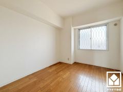 全居室に窓がございます。明るい陽光がたっぷり差し込む心地よい生活空間です。