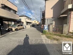 現況更地のため、余分な解体費用を抑えられ、スムーズに建築に入れます。