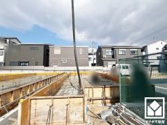 リーブルガーデン尼崎市常松3期全4棟の3号棟です。区画それぞれ間取りが違うので、ライフスタイルに合わせてご検討ください。