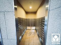 集合ポストが備わっています。鍵付きなので安心です。