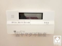 ボタン1つで自動でお湯張りができるオートバス機能付き。