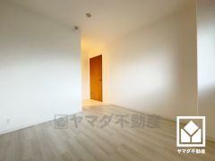 独立した居室なのでプライベートな時間をゆったり過ごせそうです。