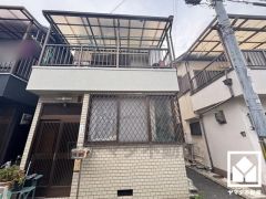 閑静な住宅街にあり、静かな環境で落ち着いた生活をお送りいただけます。