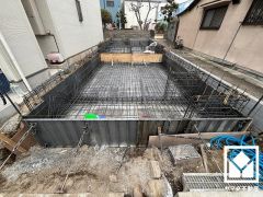 浴室にも小窓が付いているので明るく、こもりがちな湿気もすぐ取り除くことができます。