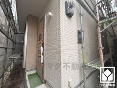 全居室フローリングでお掃除ラクラク。全居室収納もございますので、お部屋の広さを最大限に活用できます。