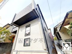 「ローソン上ヶ原二番町店」まで徒歩7分、「KOHYO甲東園」まで徒歩14分など、お買い物施設が徒歩圏内に複数あり便利な住環境です。