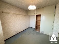 収納付きなので、スッキリとした空間を維持できます。