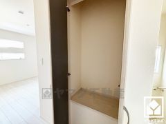 奥行きがあるので、収納力も申し分ありません。