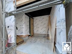 インナーガレージを1台分完備。重い荷物や雨の日の移動もスムーズで、快適なカーライフを実現。