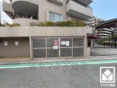 綺麗に整備されたゴミ集積場で気持ち良くお使い頂けます。