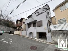 阪急電鉄甲陽線「甲陽園」駅まで徒歩約20分の立地。毎日の通勤・通学だけでなく、休日のお出かけまで利便性に優れています。