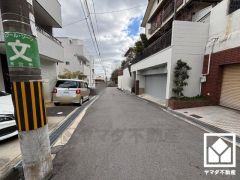 高台につき陽当たり・眺望・風通しの良い立地です。