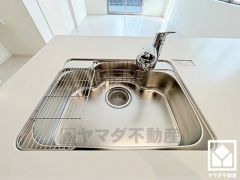 清潔感あふれるシンクで、毎日を気持ちよくスタート。