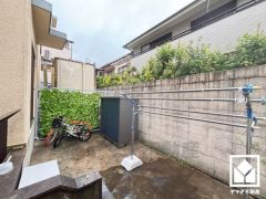 植物のプランターを置いてガーデニングなどをお楽しみ頂くこともできます。