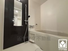 1日の疲れを癒す浴室でゆったりリフレッシュ。