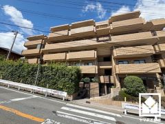 この住宅は、日々の暮らしをそっと支えてくれます。