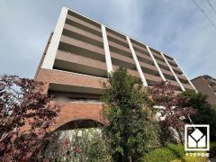 2025年11月リフォーム済の大変綺麗なお部屋で、即ご入居いただけます。当日案内も可能ですのでぜひお問い合わせください。事前にご予約頂きましたら、営業時間外のご案内等も可能です。