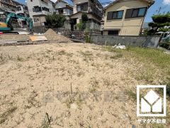 完成宅地でのお引渡しとなりますので、余分な解体費用を抑えられ、スムーズに建築に入れます。（上下水引込・ブロック施工）