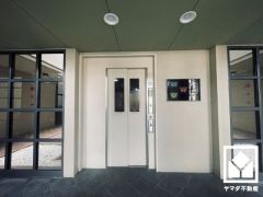 スムーズな移動を叶えるエレベーター。忙しい朝も快適に、ストレスフリーな暮らしをサポート。