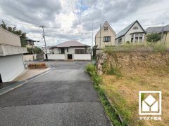 現況更地のため、余分な解体費用を抑えられ、スムーズに建築に入れます。