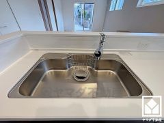 清潔感あふれるシンクで、毎日を気持ちよくスタート。