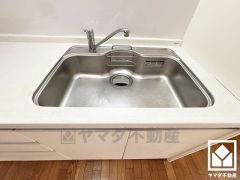 清潔感あふれるシンクで、毎日を気持ちよくスタート。