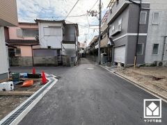 開放感のある南西角地で、陽当たり・風通し良好です。