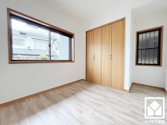 全居室2面採光以上。明るい陽光がたっぷり差し込む心地よい生活空間です。