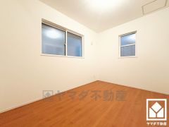 全室2面採光。明るい陽光がたっぷり差し込む心地よい生活空間です。