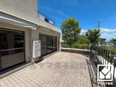 2017年2月にホテルライクな贅沢リノベーションを施した大変綺麗なお部屋です。「こんなマンションに住みたかった」を叶えます。