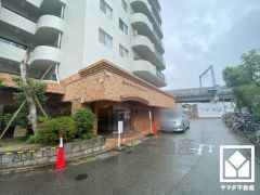 「竹谷小学校」まで徒歩5分。低学年のお子様も安心して通学していただけます。