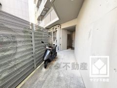 安心・安全な暮らしをサポートするオートロックシステムも完備。