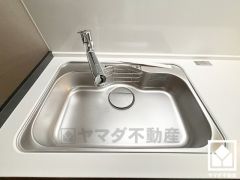 清潔感あふれるシンクで、毎日を気持ちよくスタート。