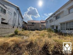 2階廊下にも大きな収納があり、住空間を広々お使いいただけます。