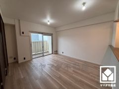 自然光を取り込む、開放感あふれる暮らし。隅々まで光が降り注ぎ、明るく心地の良い空間。