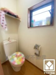 トイレが1階と2階にあるので、朝の忙しい時間にも混雑せず快適です。