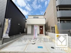 「ミニコープ南甲子園」まで徒歩4分、「ツルハドラッグ南甲子園店」まで徒歩8分など、お買い物施設が徒歩圏内に複数あり便利な住環境です。