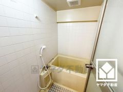 清潔感あふれる空間で、毎日のバスタイムをより快適に。