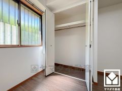 新たに家具を買わなくても良いので、ハンガーパイプ付きのクローゼットは嬉しいですね。全居室収納付きなので、お部屋の広さを最大限に活用できます。