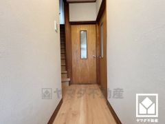 玄関からダイニング・洗面室が近く、帰宅後すぐに手を洗えて衛生的です。