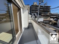 南向きバルコニーで陽当たり、風通し良好。たっぷりの洗濯物も気持ちよく乾きます。