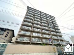 洗練されたデザインと堅牢な造り。美しさと安心を兼ね備えた、心地よい住まい。