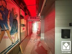 「ライフォート小川店」まで徒歩3分、「セブンイレブン尼崎杭瀬本町東店」まで徒歩5分、ショッピングモール「ヨッテ杭瀬」まで徒歩7分など、お買い物施設が徒歩圏内に複数あり便利な住環境です。