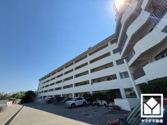 2025年7月30日フルリフォーム済の大変綺麗なお部屋で、即ご入居いただけます。お問合せお待ちしております。