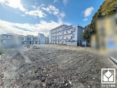 室内洗濯機置場がございますので、天候に左右されず洗濯していただけます。